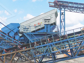 2014年新型磨粉机厂家直销价桂林弘泰矿机