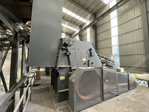时产600-900吨河卵石立轴冲击式制砂机
